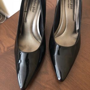 Black Heels Comfort Plus by Predictions 6.5